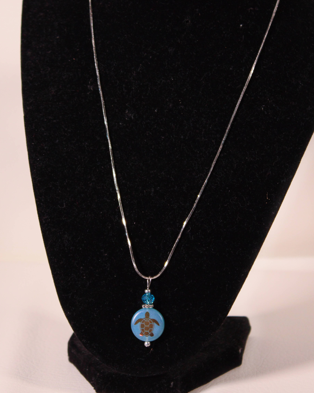 Sea Life Necklace -Round Turtle
