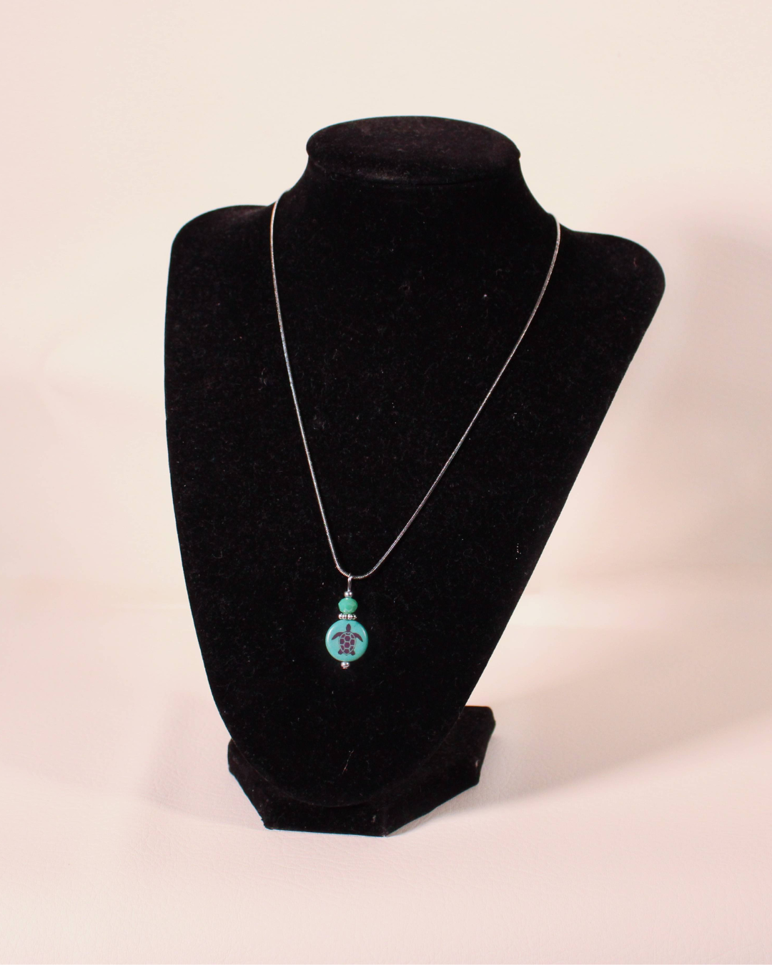 Sea Life Necklace -Round Turtle