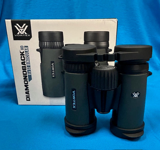 Vortex Diamondback HD 8 x 32 Binoculars