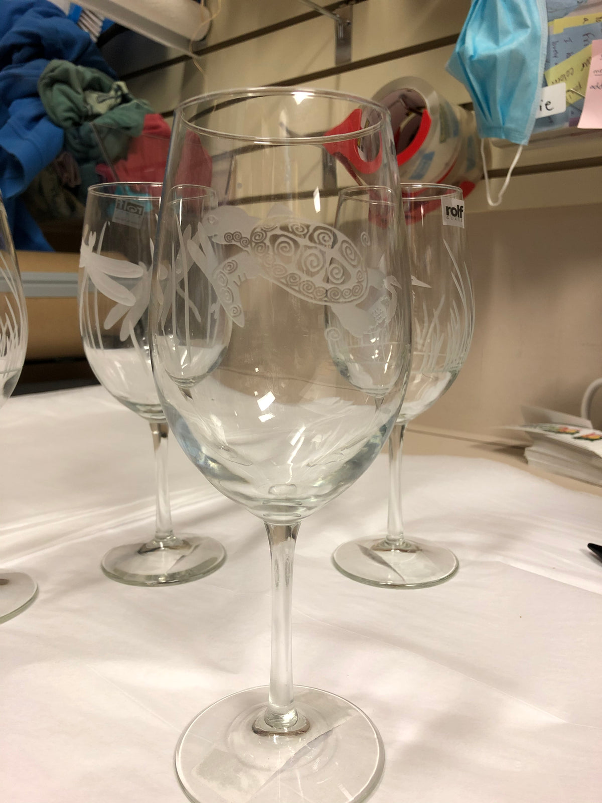 Etched Wine Glass 18oz - Sea Turtle